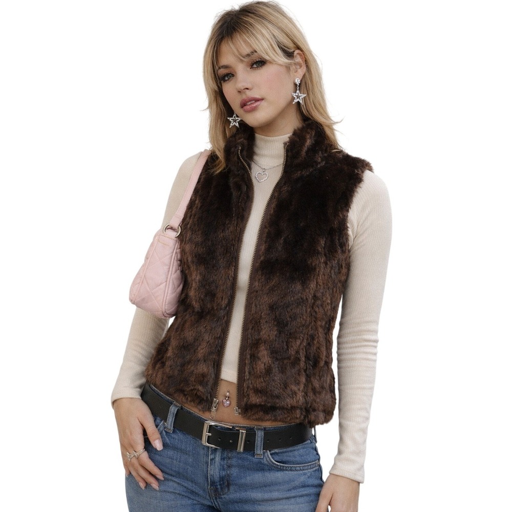 OLD NAVY Brown Faux Fur Zip Vest Y2K Size Medium McBling Model off-duty
